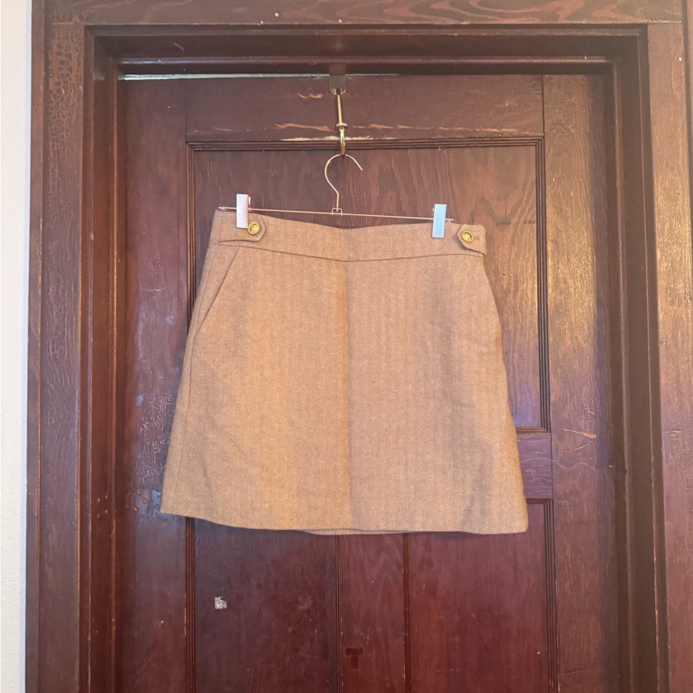 JCrew Factory Tweed Tan Women's Skirt with cute gold buttons